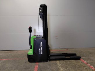 Stacker com condutor a pé Hangcha CDD12-XT1-SI