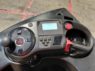 Porta-paletes eléctrico com condutor transportado Mitsubishi PBR20N - 6