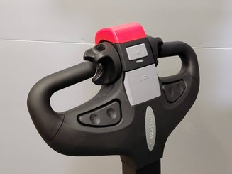 Porta-paletes eléctrico com condutor a pé Hangcha CBD20-AC2-Li
