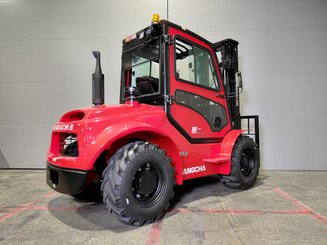 Carreta elevadora todo terreno Hangcha TT18-4  (CPCD18-XW97C-RT4)