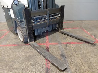 Empilhador multidireccional AMLIFT 45-12/51