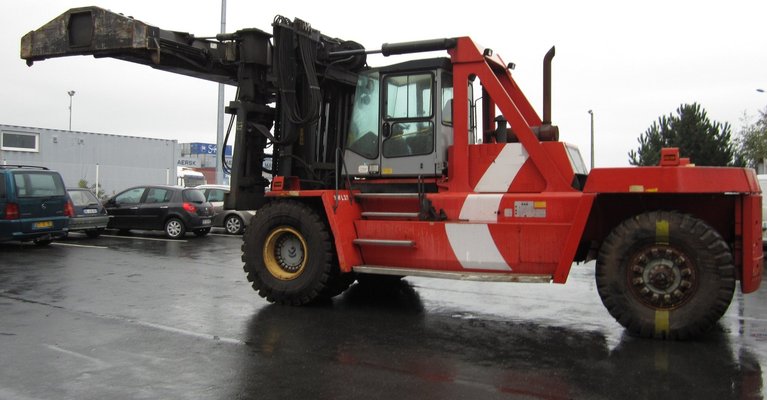 Empilhador de contrapeso 4 rodas Kalmar DCD 320-12 - 1