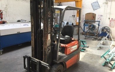 Empilhador de contrapeso 3 rodas