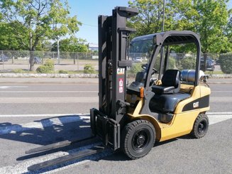 Empilhador de contrapeso 4 rodas