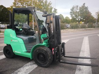 Empilhador de contrapeso 4 rodas Mitsubishi FD40N - 1