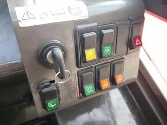 Carreta elevadora todo terreno Manitou MC70 T POWERSHIFT - 12