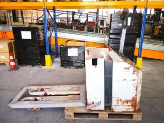 Porta-paletes eléctrico com condutor a pé Baka EGU5020 - 1