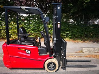 Empilhador de contrapeso 3 rodas Hangcha A3W20 - 3