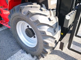 Carreta elevadora todo terreno Manitou M50-4