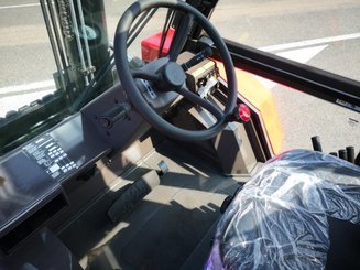 Carreta elevadora todo terreno Manitou M50-4