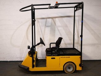 Trator de reboque Taylor Dunn TT-316-36  - 2