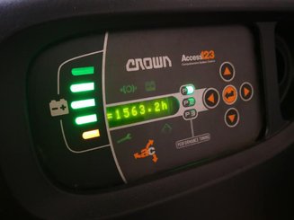 Stacker com condutor a pé Crown ES4000 1.2 TT - 11