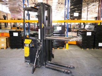 Stacker com condutor transportado Caterpillar NSR20N - 5