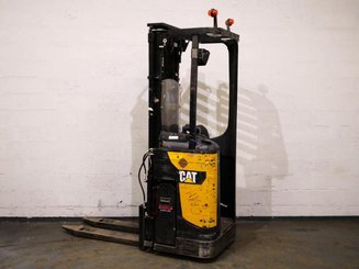 Stacker com condutor transportado