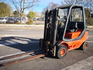 Empilhador de contrapeso 4 rodas