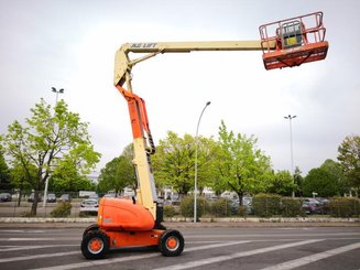 Plataforma de braço articulado JLG 600A - 1