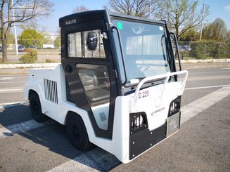 Trator de reboque Charlatte TD225
