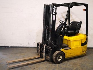 Empilhador de contrapeso 3 rodas Yale ERP16ATF - 1