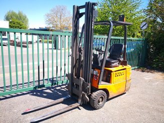 Empilhador de contrapeso 3 rodas