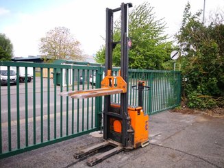 Stacker com condutor a pé STILL EGV1250 - 4