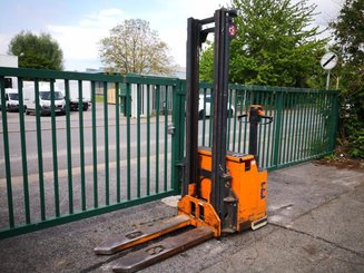 Stacker com condutor a pé STILL EGV1250 - 3