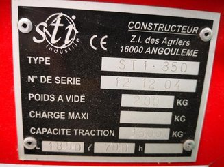 Tractor industrial STI ST1,850 - 1