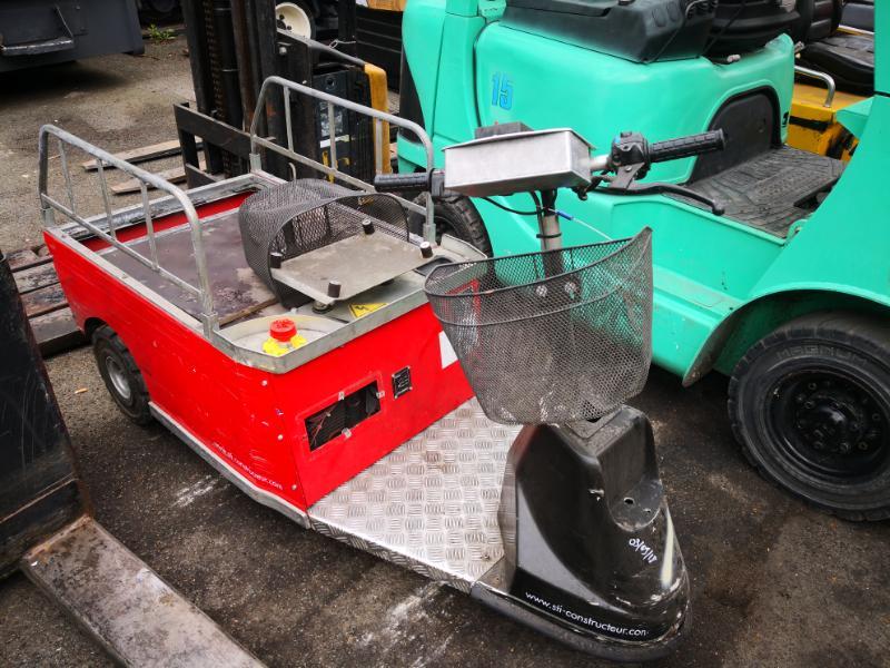 Tractor industrial STI ST1,850 - 1