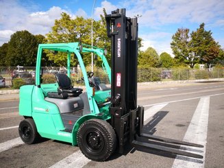 Empilhador de contrapeso 4 rodas Mitsubishi FD40N