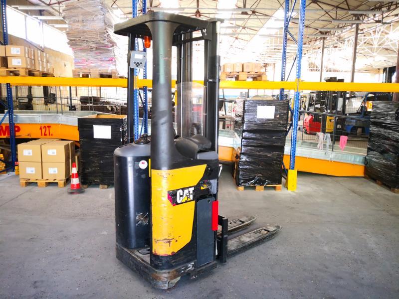 Stacker com condutor transportado Caterpillar NSR16N - 1