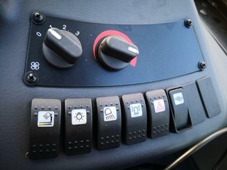 Empilhador de contrapeso 4 rodas Hyster H16XM-6 - 14