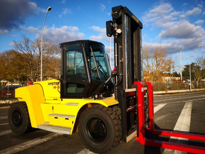 Empilhador de contrapeso 4 rodas Hyster H16XM-6 - 1