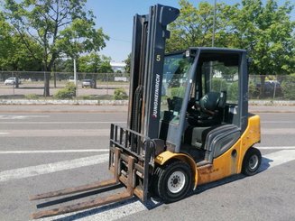 Empilhador de contrapeso 4 rodas