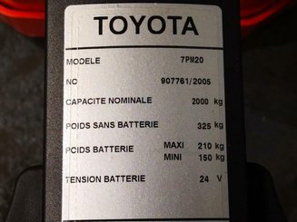 Porta-paletes eléctrico com condutor a pé Toyota 7PM20 - 9