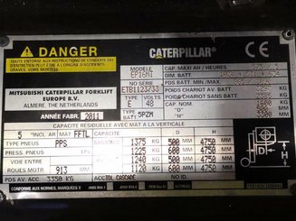 Empilhador de contrapeso 3 rodas Caterpillar EP16NT - 9