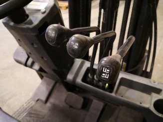 Empilhador de contrapeso 3 rodas Caterpillar EP16NT - 7