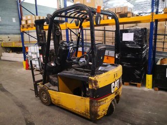 Empilhador de contrapeso 3 rodas Caterpillar EP16NT - 4