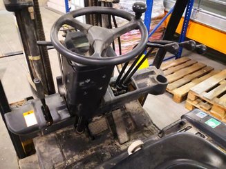 Empilhador de contrapeso 3 rodas Caterpillar EP16NT - 8