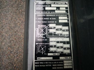 Empilhador de contrapeso 3 rodas Caterpillar EP16NT - 9