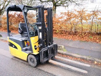 Empilhador de contrapeso 3 rodas Caterpillar EP16NT - 1