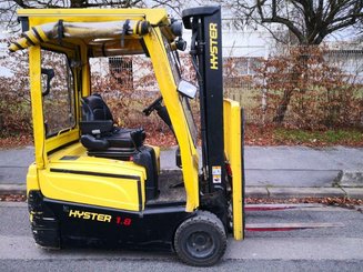 Empilhador de contrapeso 3 rodas Hyster J1.8XNT - 2