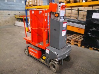 Plataforma com mastro vertical JLG TOUCAN DUO