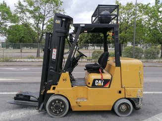 Empilhador de contrapeso 4 rodas Caterpillar GC45K - 1