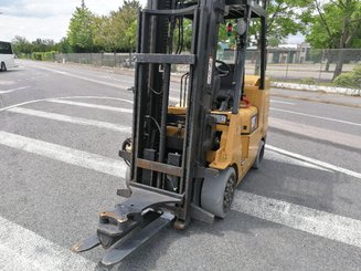 Prensa de carga Caterpillar CLASSE III - 1