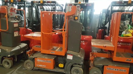 Plataforma com mastro vertical JLG TOUCAN DUO - 1