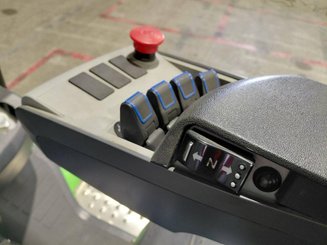 Empilhador de contrapeso 4 rodas Hangcha XC25i