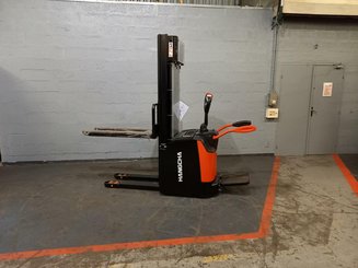 Levantador com plataforma dobrável Hangcha CDD20 AZ3S