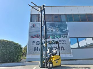Carreta elevadora elétrica Yale ERP16VT SWB