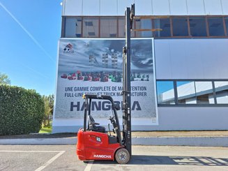 Carreta elevadora elétrica Hangcha A3W15