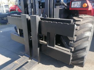 Carreta elevadora todo terreno Manitou M50-4