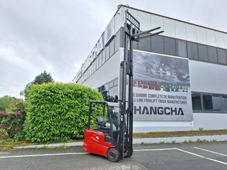 Empilhador de contrapeso 3 rodas Hangcha A3W18